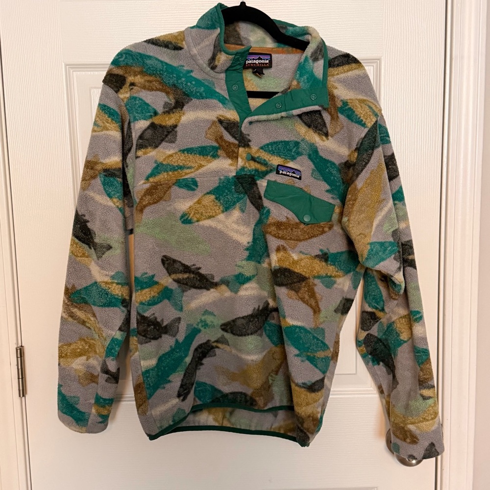 Patagonia Teal and Gold Patterned Fleece